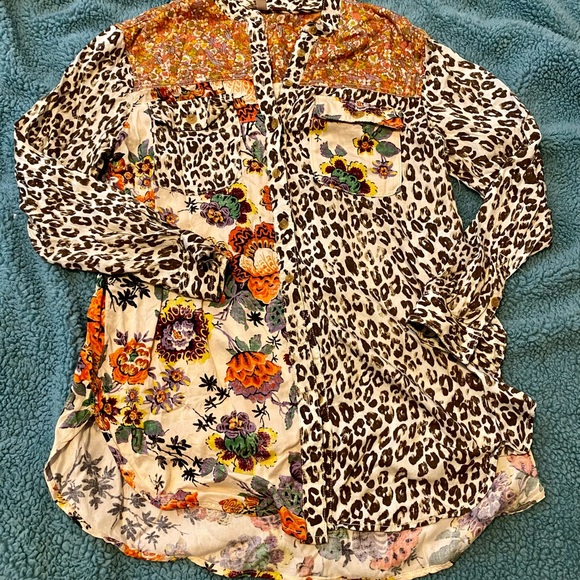 NWT - Relaxed Tunic Buttondown - Picture 5 of 9